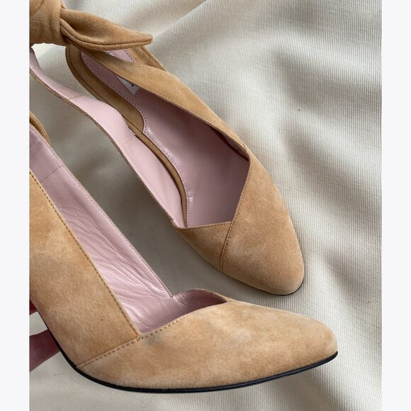 Carven Beige Suede Slingbacks with Bow Back, size 40. Fits like a 9.5 - Picture 4 of 14